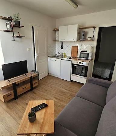 Apartament T2 Calme Proche De La Citadelle Arras Zewnętrze zdjęcie